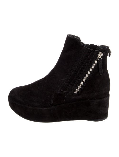 Stuart Weitzman Suede Boots