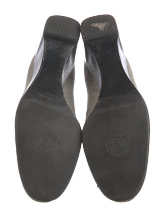 Stuart Weitzman Pumps