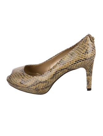 Stuart Weitzman Embossed Leather Animal Print Pumps