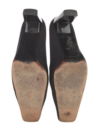 Stuart Weitzman Pumps