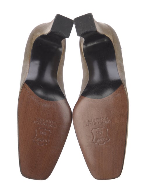 Stuart Weitzman Pumps