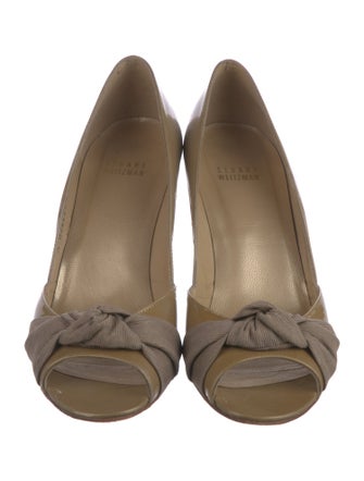 Stuart Weitzman Patent Leather Bow Accents Slingback Sandals