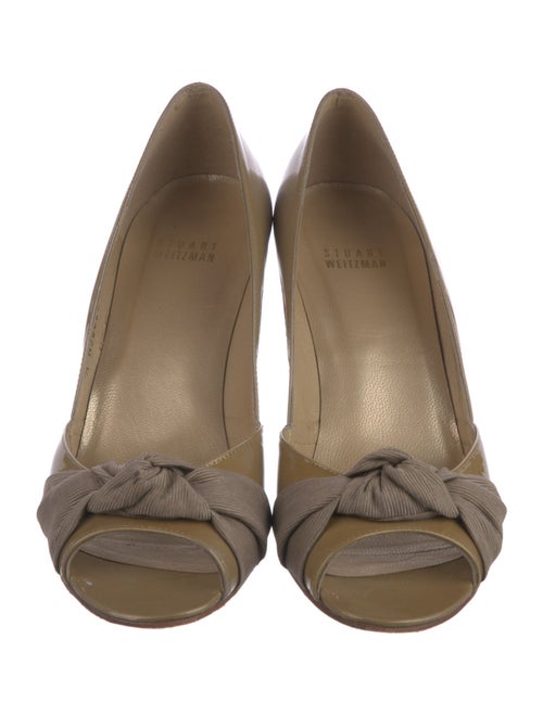 Stuart Weitzman Patent Leather Bow Accents Slingback Sandals