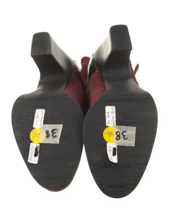 Stuart Weitzman Suede Boots