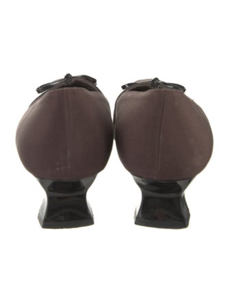 Stuart Weitzman Bow Accents Pumps