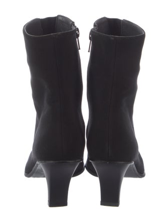 Stuart Weitzman Boots