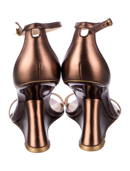 Stuart Weitzman Leather Keyhole Accent Sandals