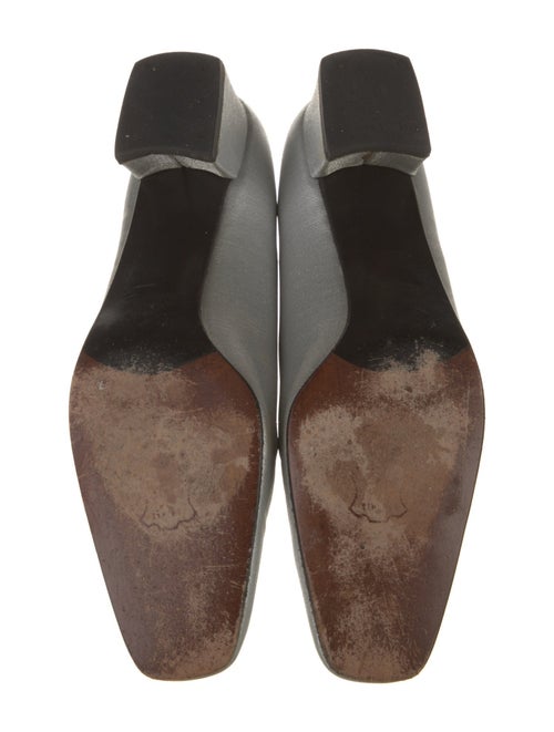 Stuart Weitzman Pumps