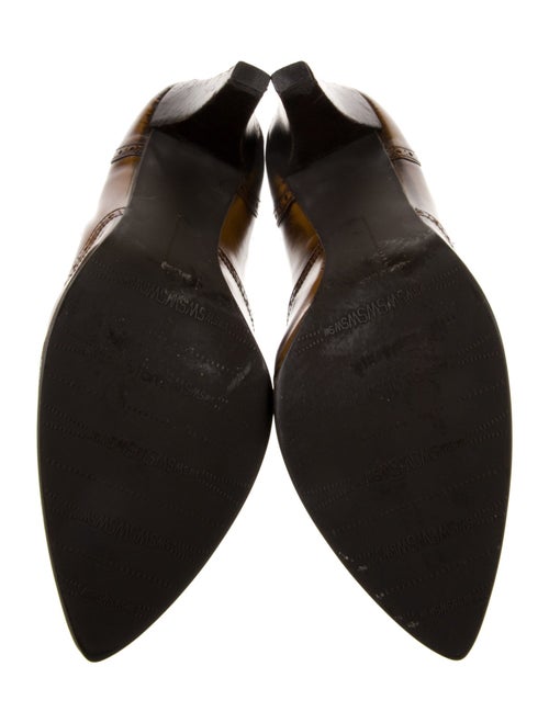 Stuart Weitzman Leather Lasercut Accents Pumps