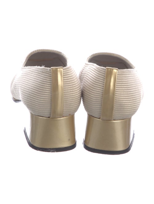 Stuart Weitzman Pumps