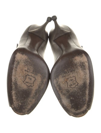 Stuart Weitzman Leather Pumps