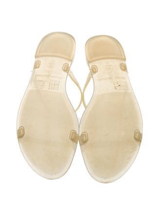 Stuart Weitzman Slides