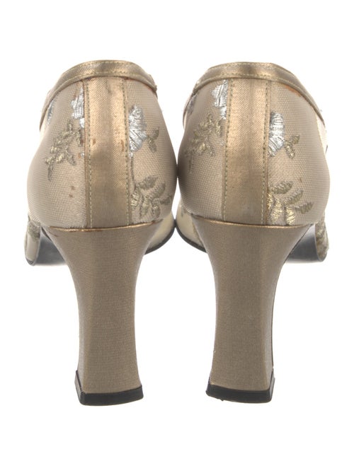 Stuart Weitzman Lace Lace Pattern Pumps