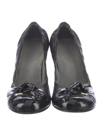 Stuart Weitzman Leather Bow Accents Pumps