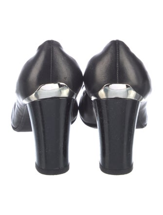 Stuart Weitzman Leather Bow Accents Pumps