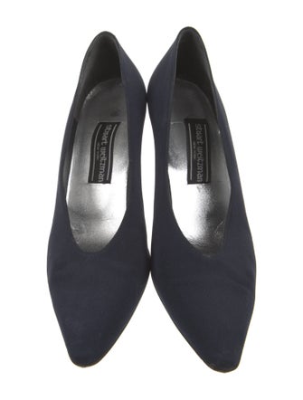 Stuart Weitzman Pumps