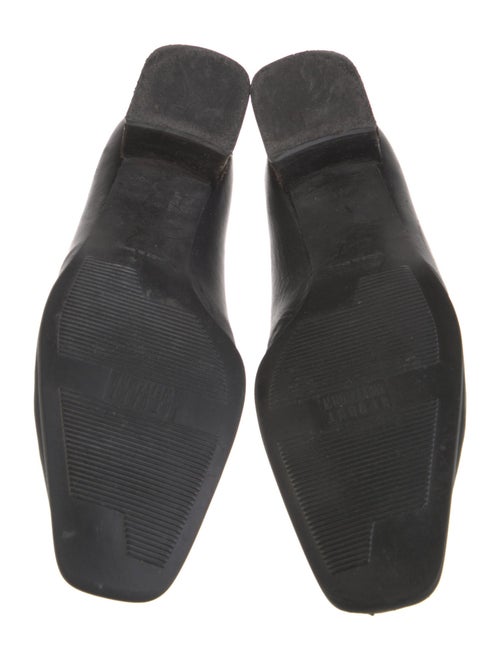 Stuart Weitzman Leather Whipstitch Trim Pumps