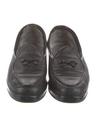 Stuart Weitzman Leather Bow Accents Loafers