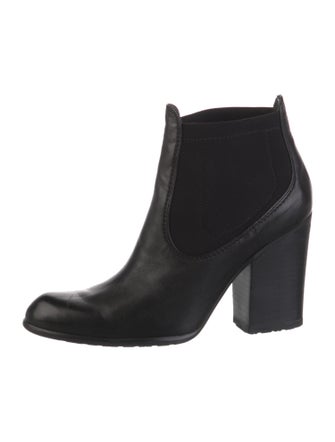 Stuart Weitzman Leather Chelsea Boots