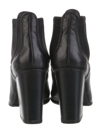 Stuart Weitzman Leather Chelsea Boots