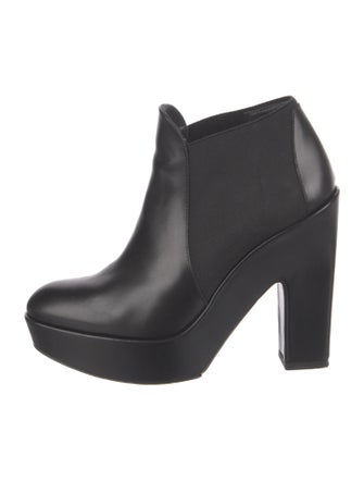 Stuart Weitzman Leather Chelsea Boots