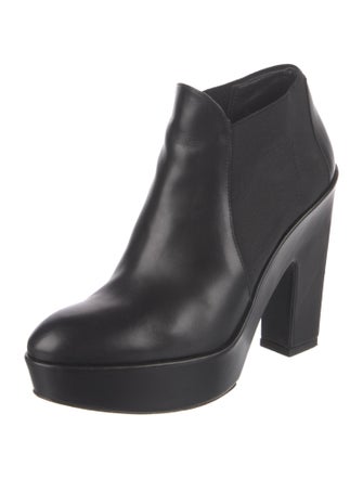 Stuart Weitzman Leather Chelsea Boots