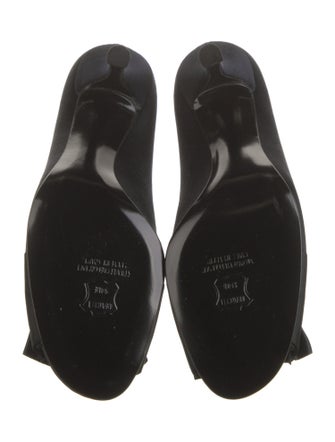 Stuart Weitzman Satin Ruffle Embellishment Pumps