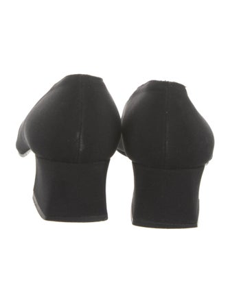 Stuart Weitzman Pumps