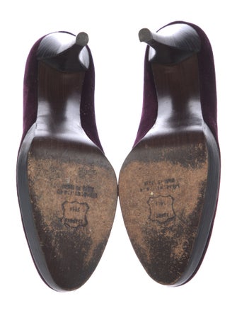 Stuart Weitzman Velvet Pumps