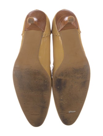 Stuart Weitzman Leather Whipstitch Trim Pumps