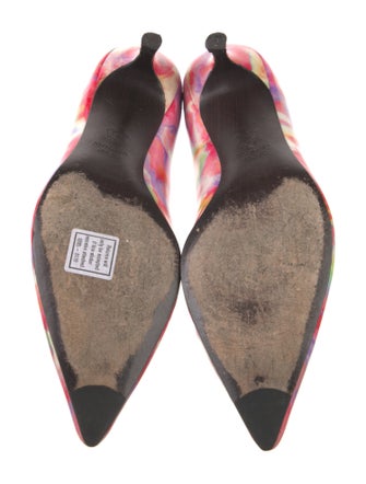 Stuart Weitzman Patent Leather Printed Pumps