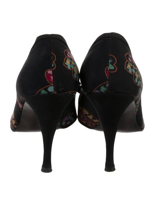 Stuart Weitzman Floral Print Bow Accents Pumps