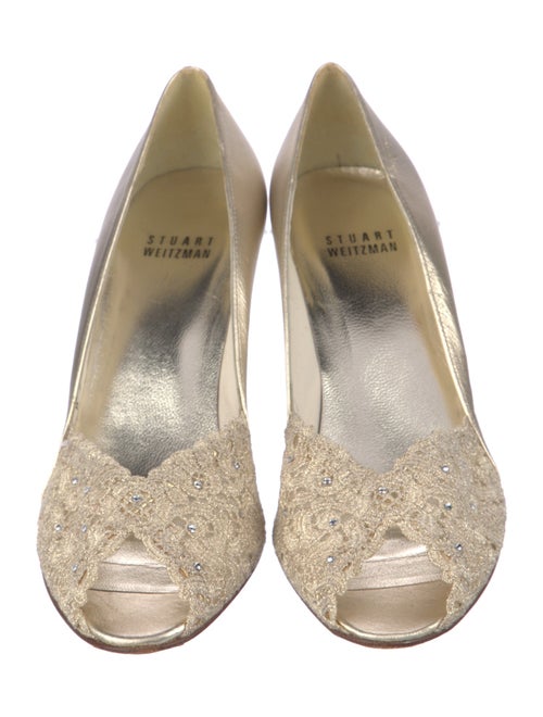 Stuart Weitzman Leather Lace Pattern Pumps