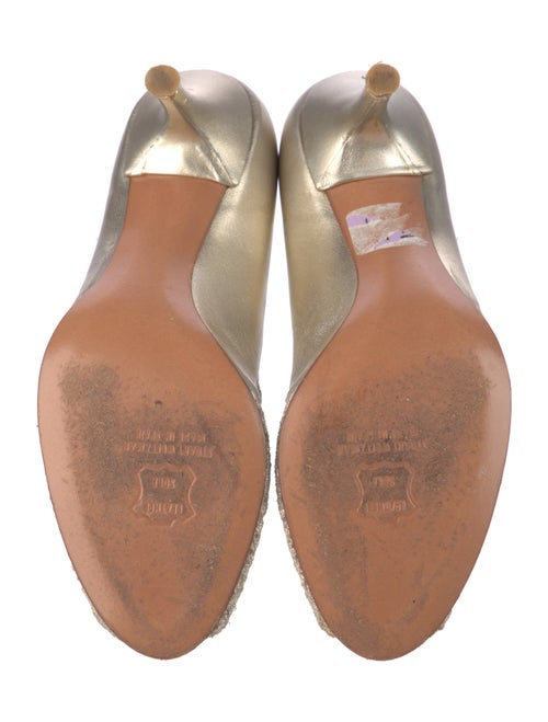 Stuart Weitzman Leather Lace Pattern Pumps