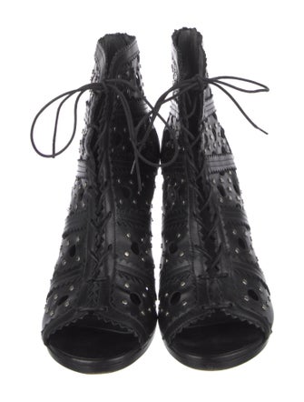 Stuart Weitzman Leather Lasercut Accents Gladiator Sandals