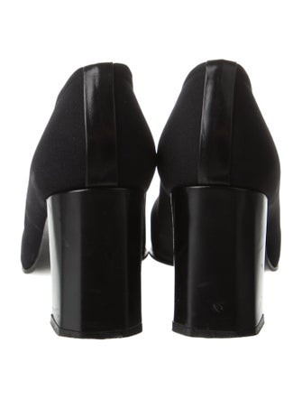 Stuart Weitzman Pumps