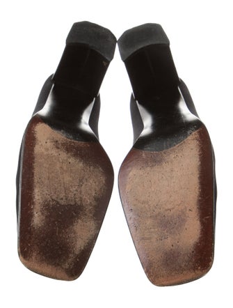 Stuart Weitzman Pumps