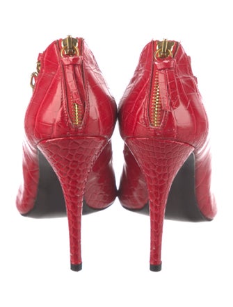 Stuart Weitzman Alligator Chain-Link Accents Pumps