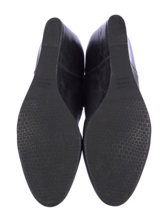 Stuart Weitzman Leather Chelsea Boots