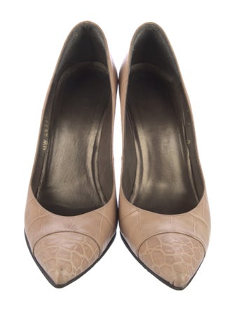 Stuart Weitzman Leather Pumps