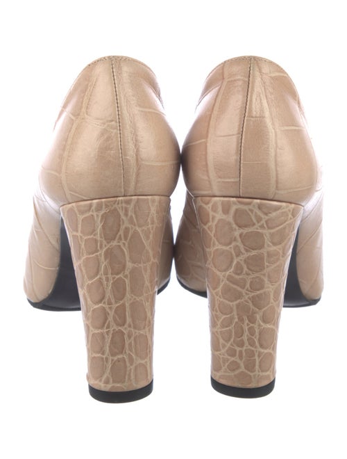 Stuart Weitzman Leather Pumps