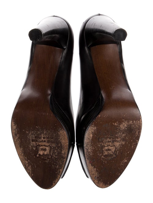 Stuart Weitzman Leather Pumps