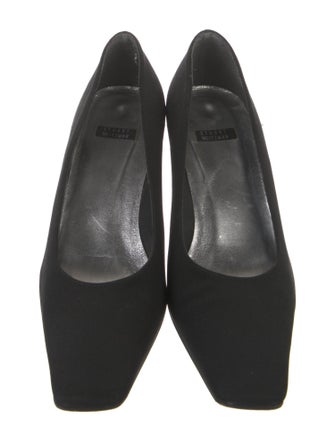 Stuart Weitzman Pumps