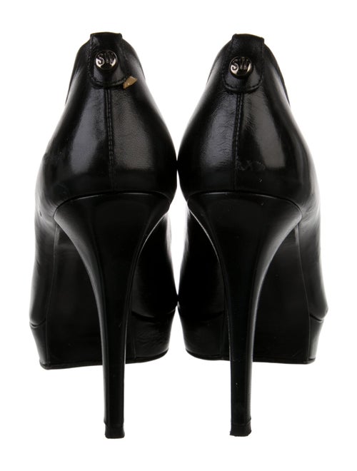 Stuart Weitzman Leather Pumps
