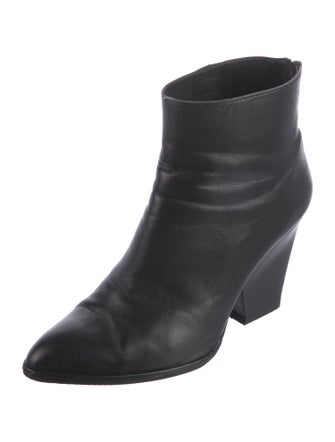Stuart Weitzman Leather Boots