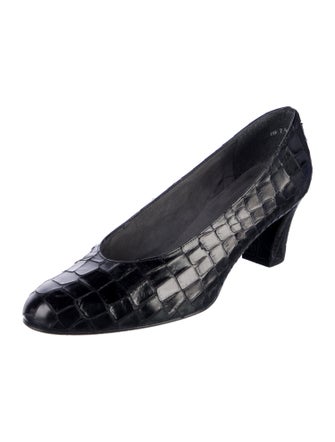 Stuart Weitzman Embossed Leather Printed Pumps