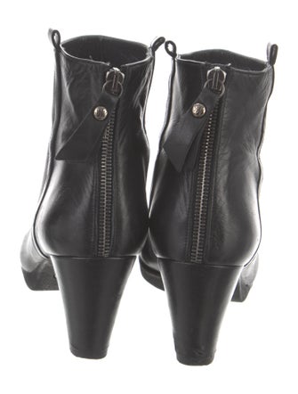 Stuart Weitzman Leather Boots
