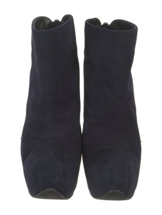 Stuart Weitzman Suede Boots