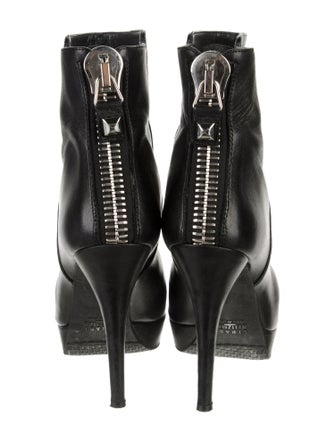 Stuart Weitzman Leather Boots