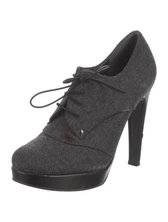 Stuart Weitzman Wool Pumps